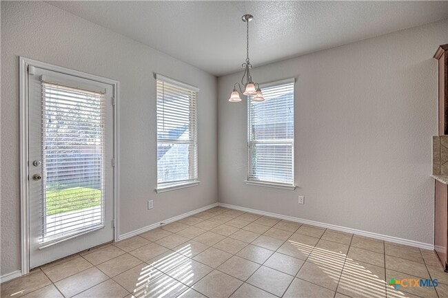 Building Photo - 1011 Sugar Brook Dr