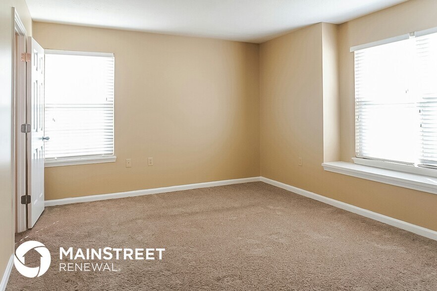 Building Photo - 2245 Valley Creek E Ln