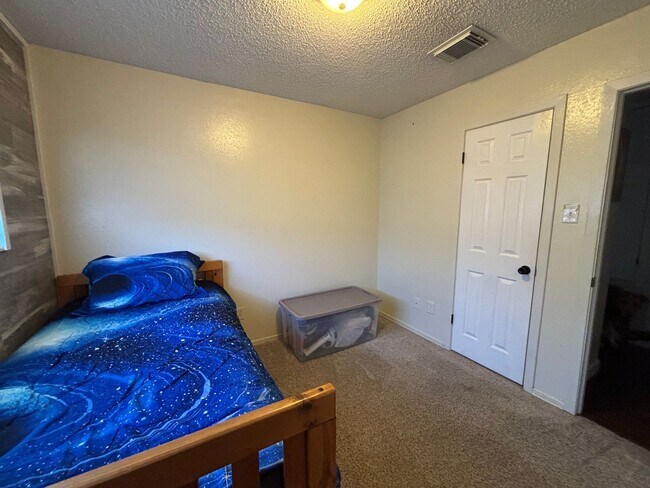 Building Photo - Bossier