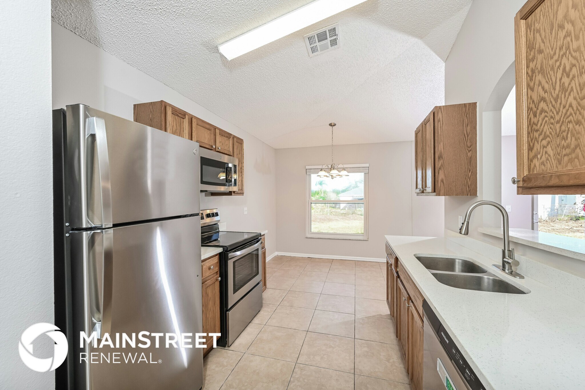 Building Photo - 2709 W Covington Dr