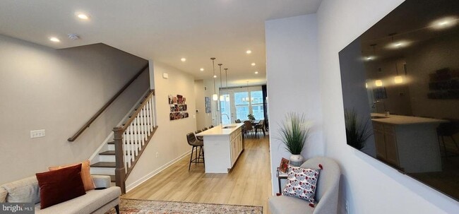 Building Photo - 5606 Hyattsville Dr