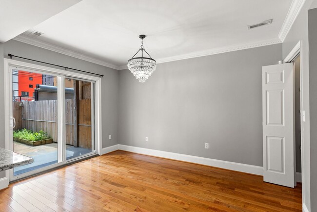 Building Photo - Available Now! 5 Minute Walk From Nats Park- 20 minute walk from Capitol Hill- 3 Bedroom 2.5 Bath...