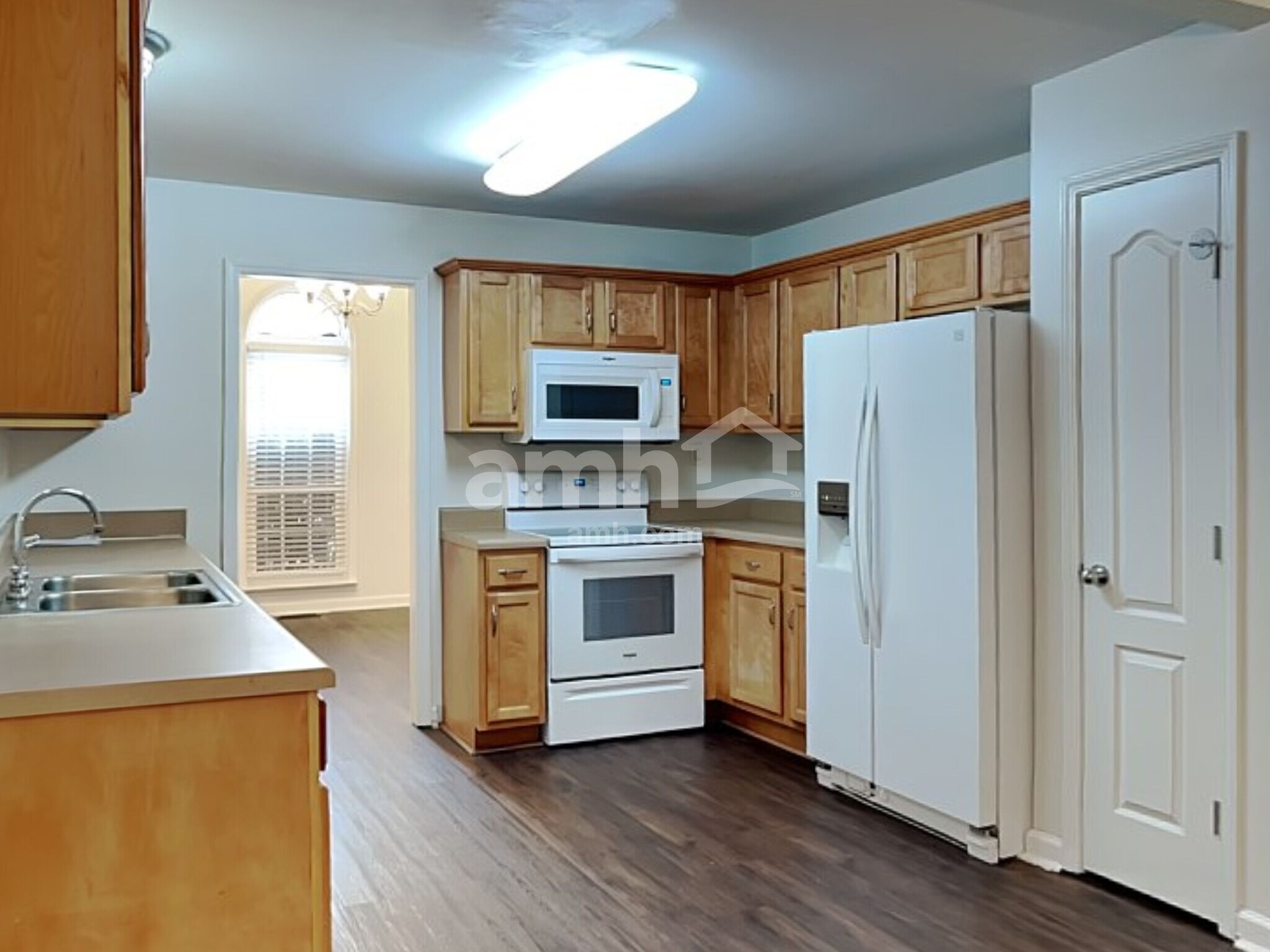 Building Photo - 7209 Sir William Dr