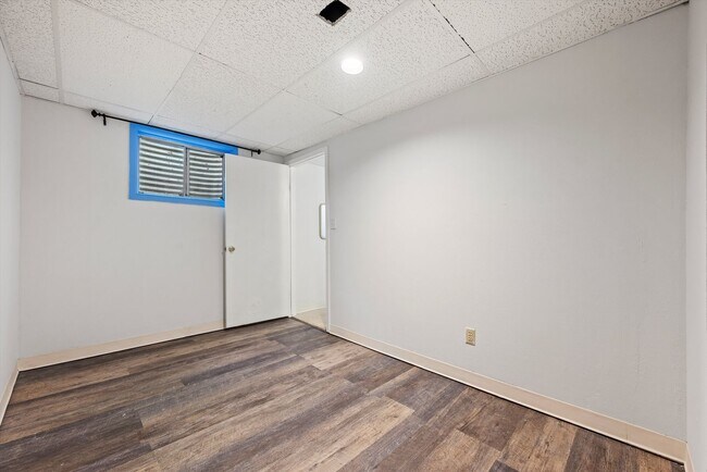 Building Photo - 1517 S Owens St