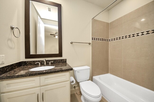 Building Photo - 5617 Kiam St