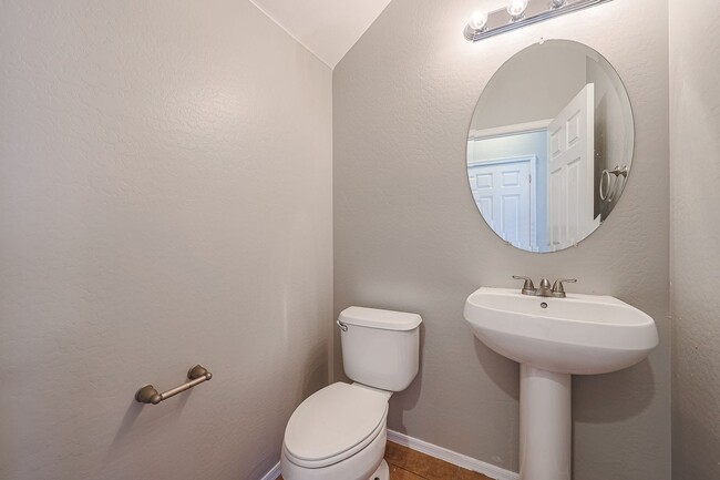 Building Photo - Coming Soon! 4 bed, 3.5 bath house in Stet...
