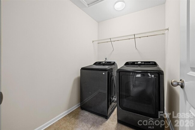 Building Photo - 6056 Shamrock Green Drive