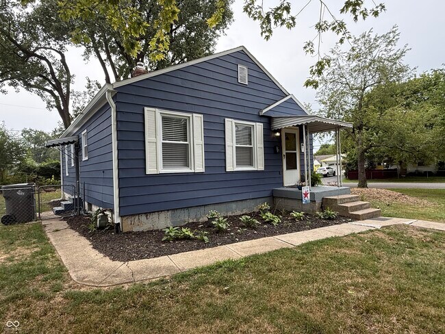 Building Photo - 4801 Farrington Ave