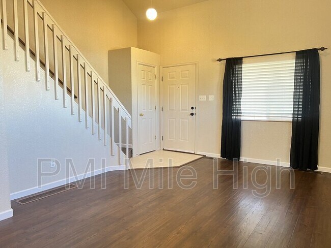 Building Photo - 6295 Taft St