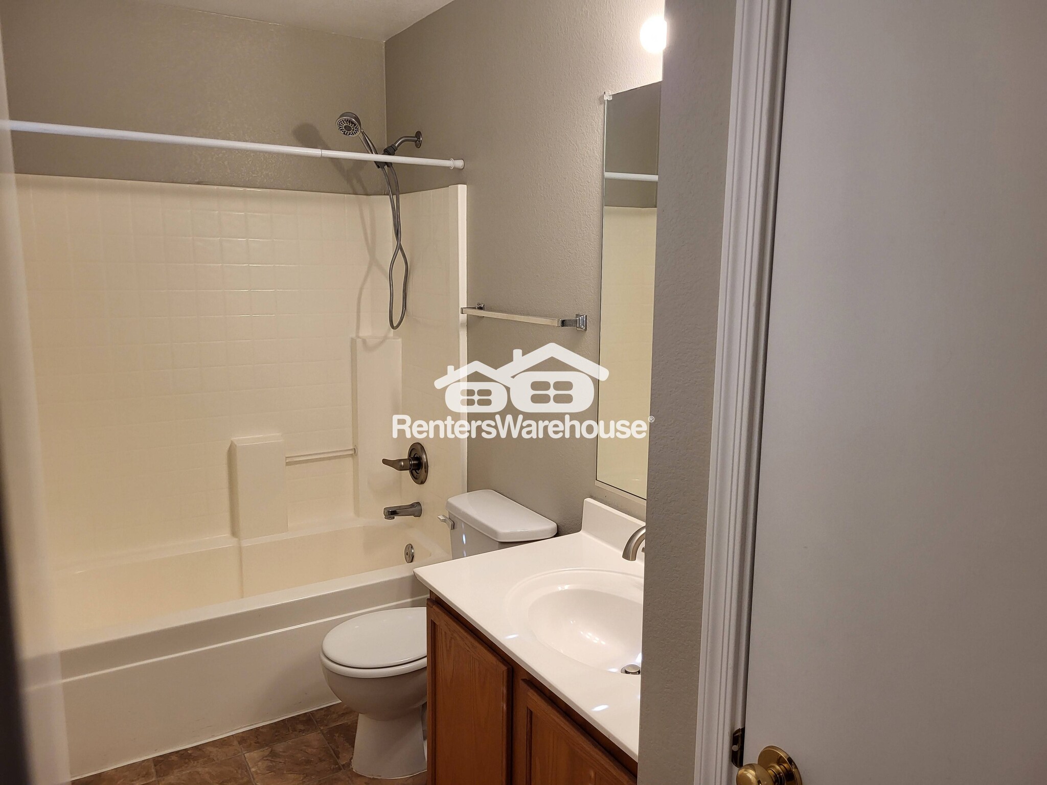 Building Photo - 2657 S Southwind Dr