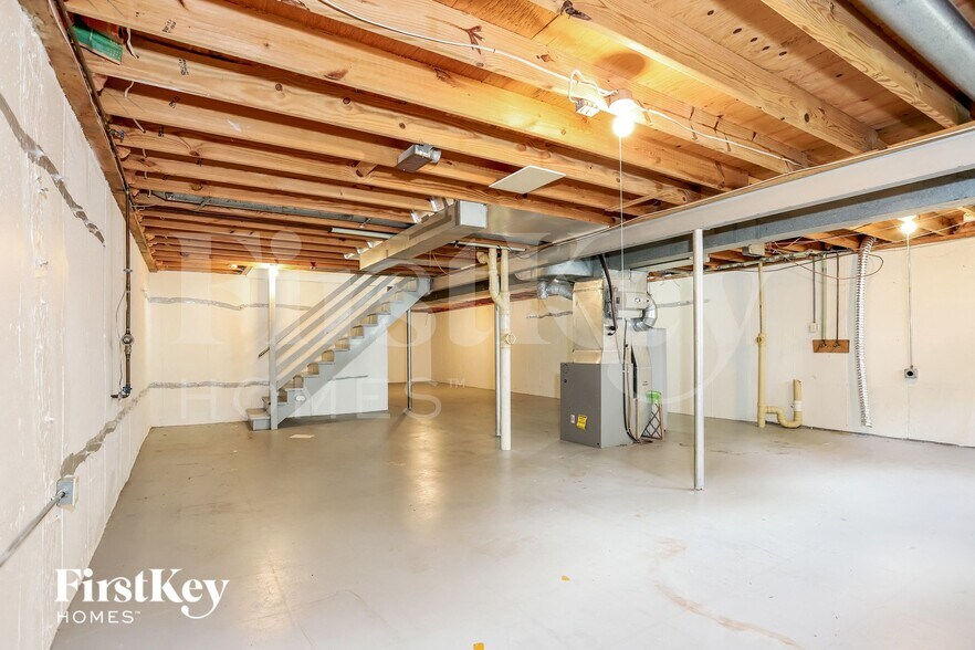Building Photo - 16263 Fullerton Meadows Dr