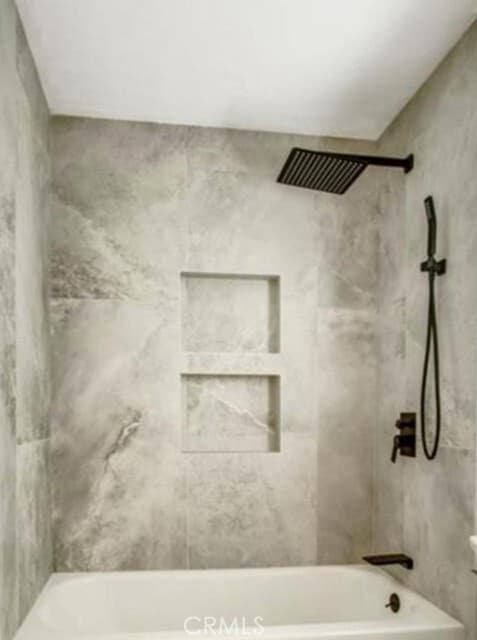 Building Photo - 329 S Grand St