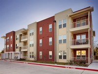 Building Photo - Race Street Lofts