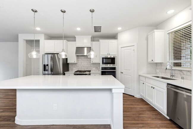 Building Photo - 8017 Whisper Grove Dr