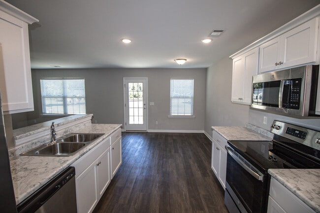 Building Photo - 311 Jones Mill Rd