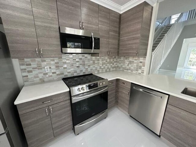 Building Photo - Iconic 2 story corner condo at the Terraces of Celebration. Completely renovated 2 Bedroom, 2 Bat...