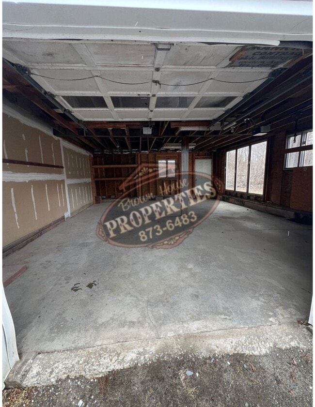 Building Photo - 2 Gritty Ln