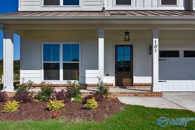 Building Photo - 101 Stenness Br