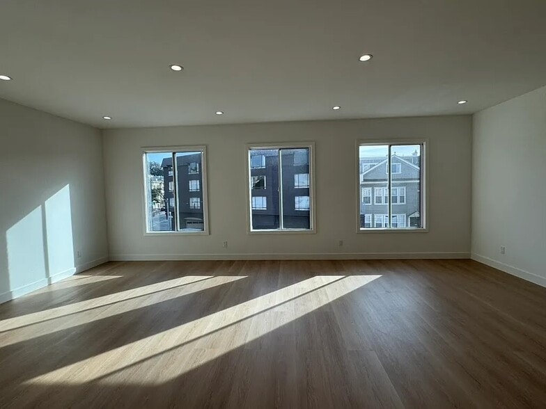 Beautiful dining, Liv Rm 16 Balboa Sf Ca94118 - 16 Balboa St