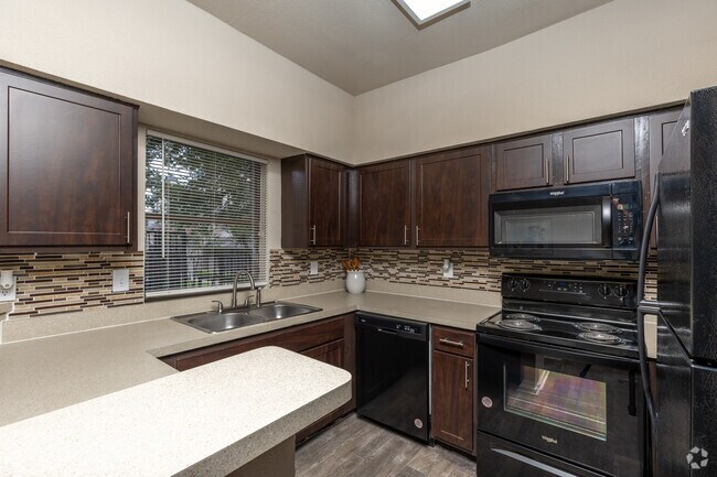 Interior Photo - Country Club Apartments