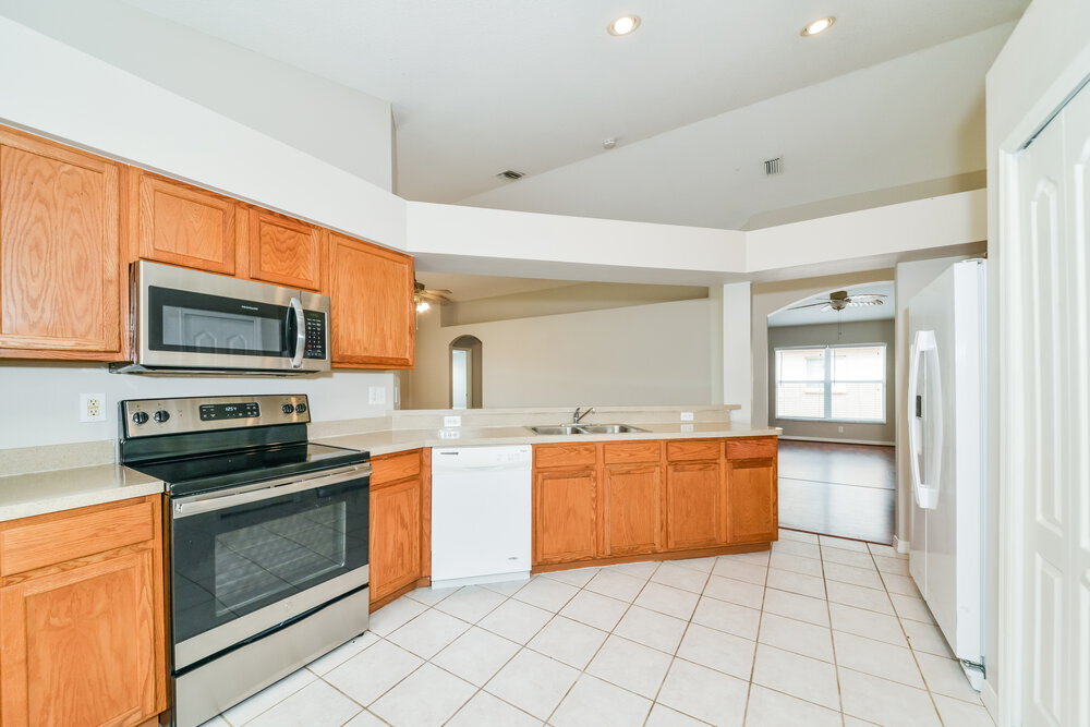 Building Photo - 12817 Kings Lake Dr