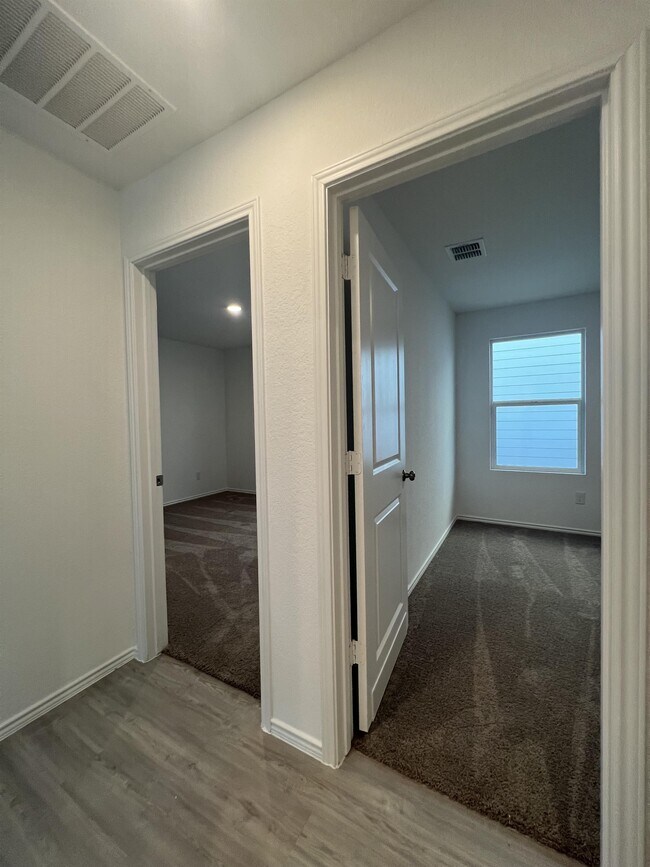 Building Photo - 14823 Brandy Bnd
