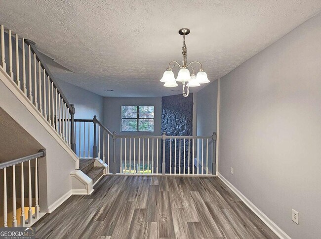 Building Photo - 6627 Banbury Ct NW