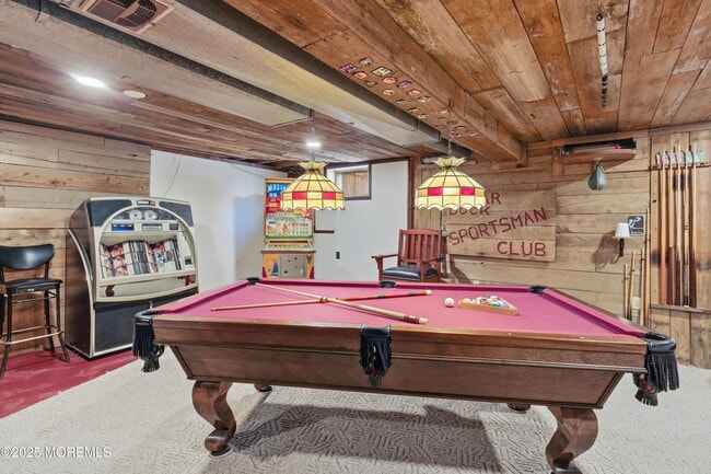 Building Photo - 218 Holly Ave