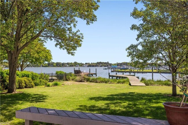 Building Photo - Beautiful Cape Cod in Larchmont