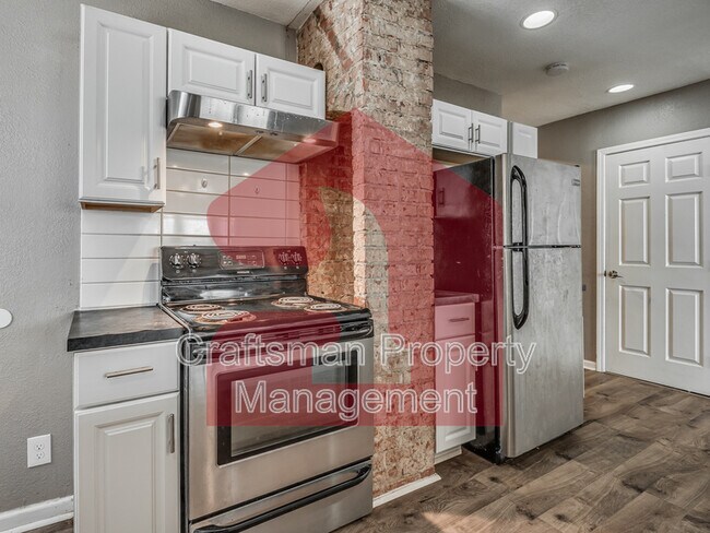 Building Photo - 2843 NW 18th St