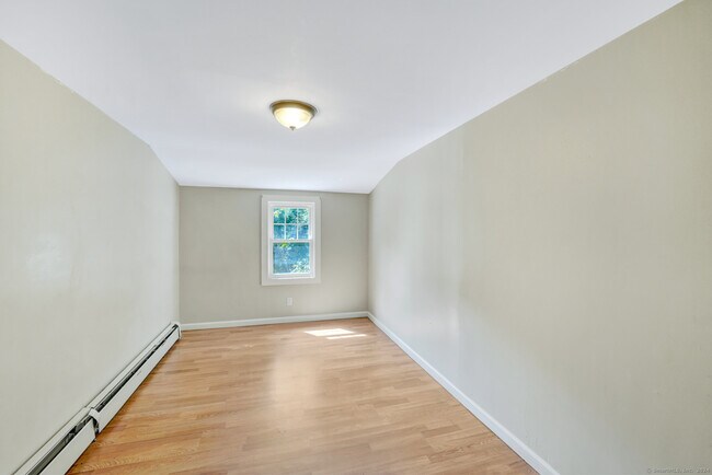 Building Photo - 133 Fiske St