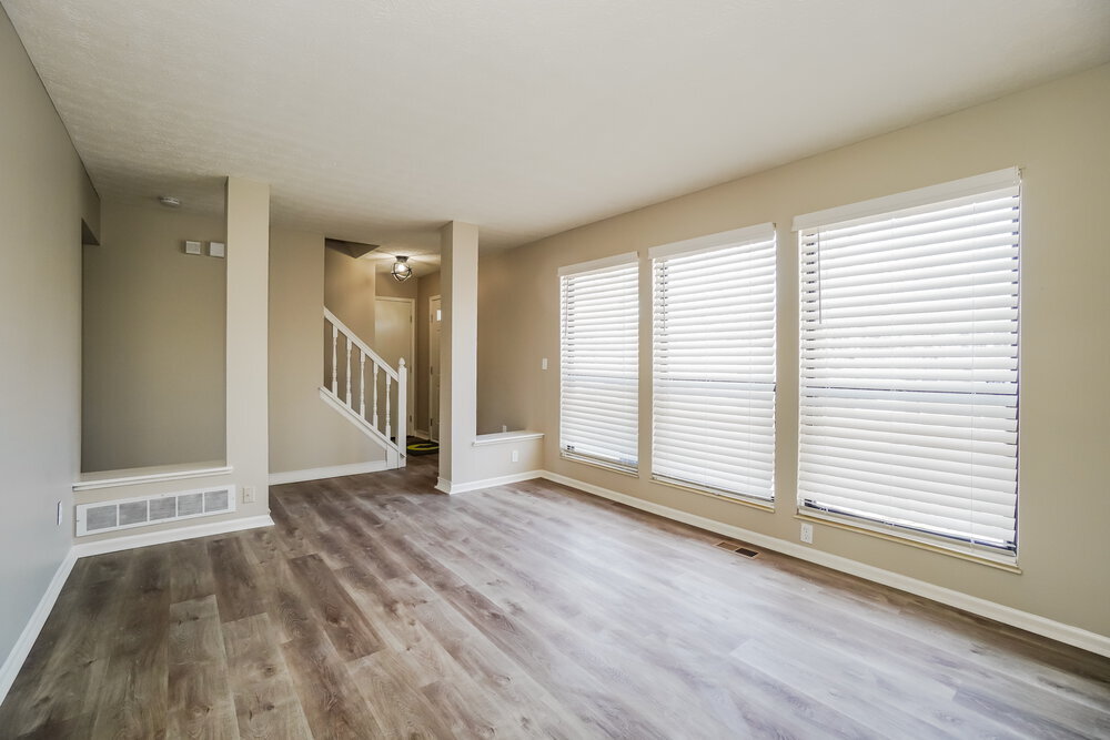 Building Photo - 224 Eastcreek Dr