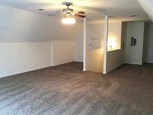 Building Photo - 177 Stanley Dr