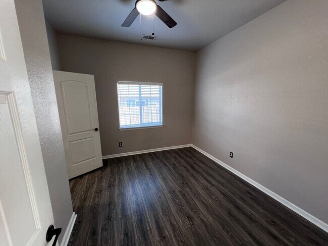 Building Photo - 2820 East St