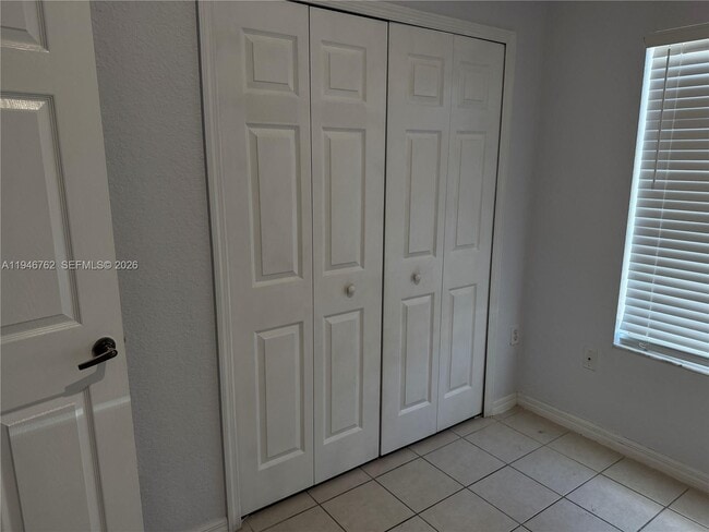 Building Photo - 8245 NW 108th Ave