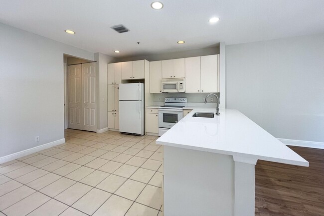 Building Photo - 108 E Indian Crossing Cir