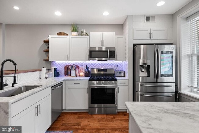 Building Photo - 1254 S Peach St