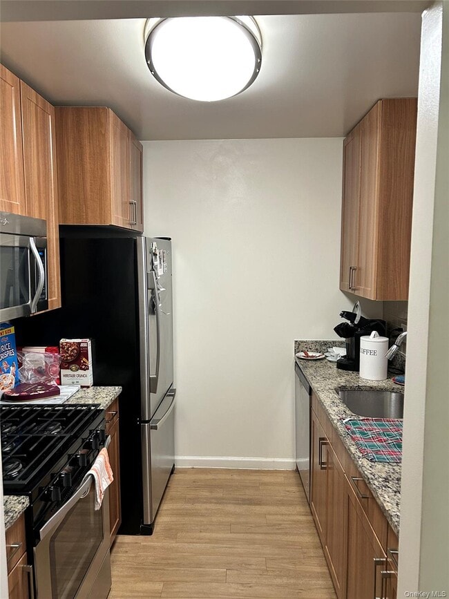 Building Photo - 125 Parkway Rd