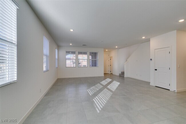 Building Photo - 3723 Trancoso Ave