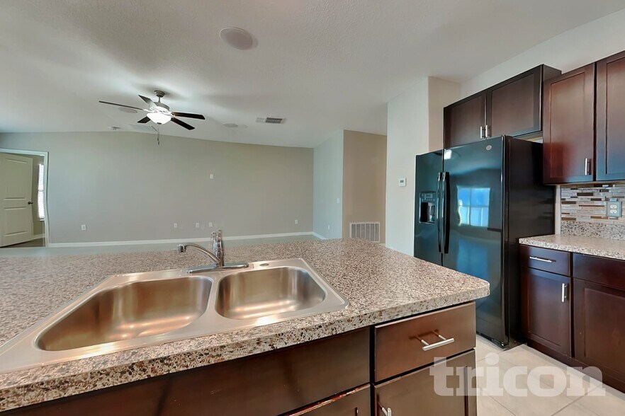Building Photo - 4148 Salt Springs Ln