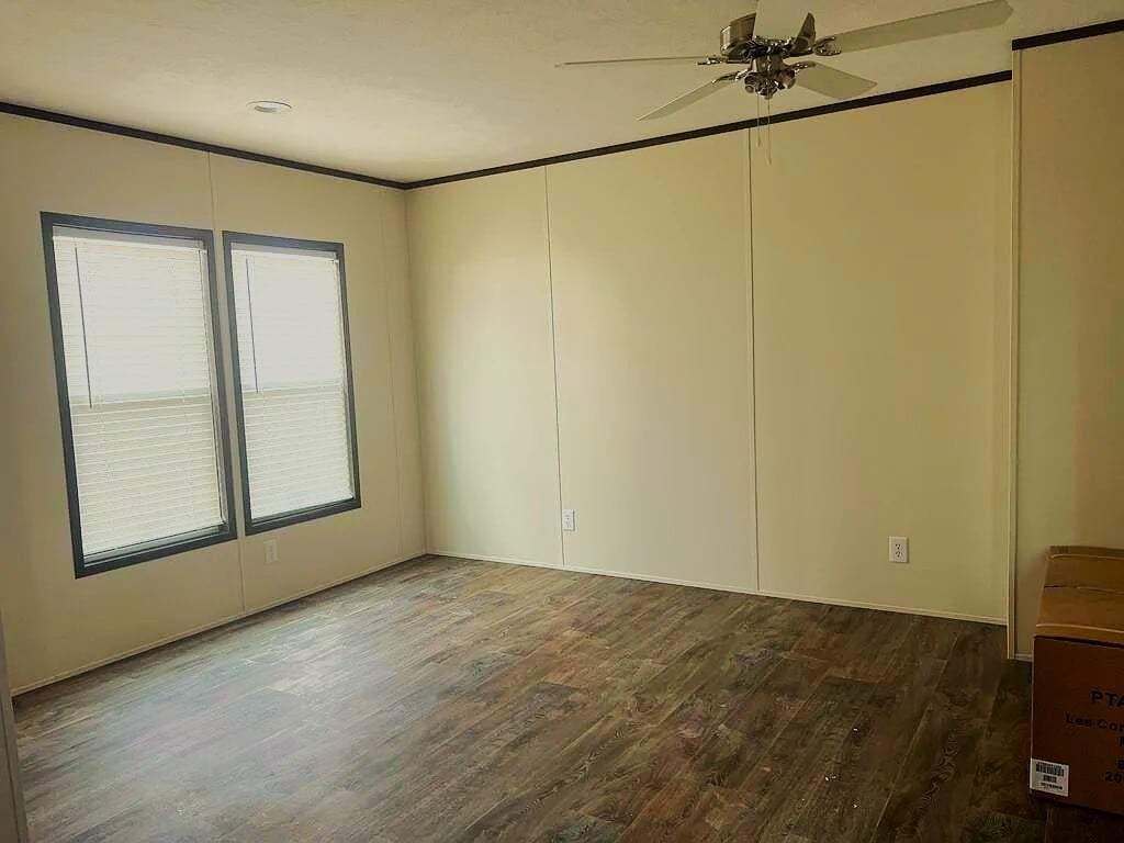 Building Photo - 1001 Co Rd 773