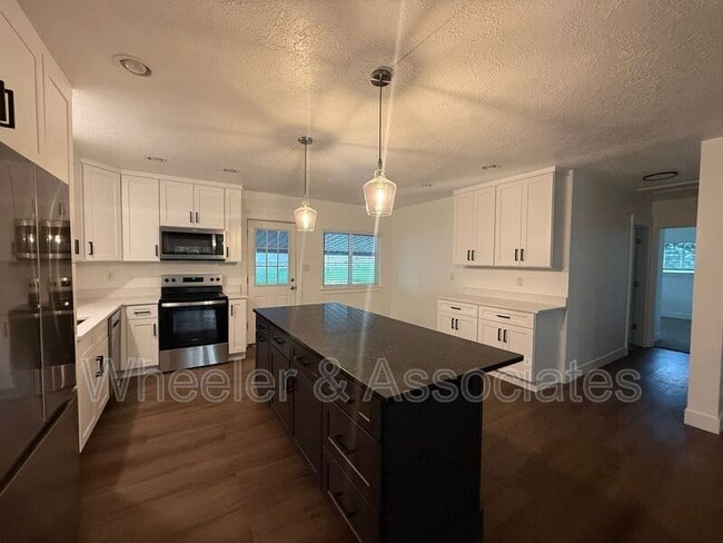 Building Photo - 3714 Brinker Ave