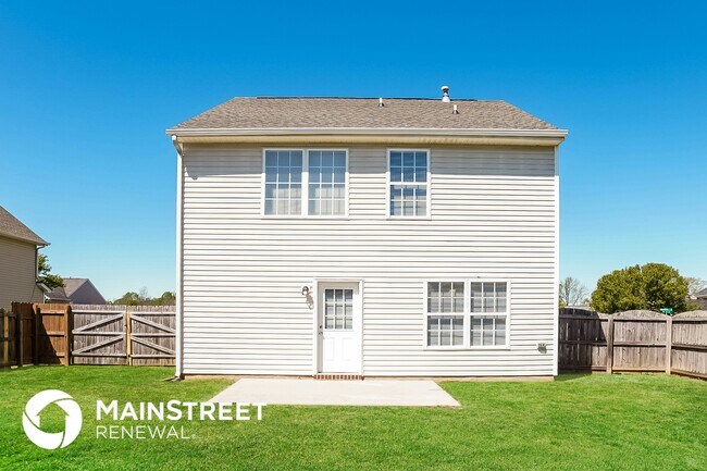 Building Photo - 1015 Highstone Dr