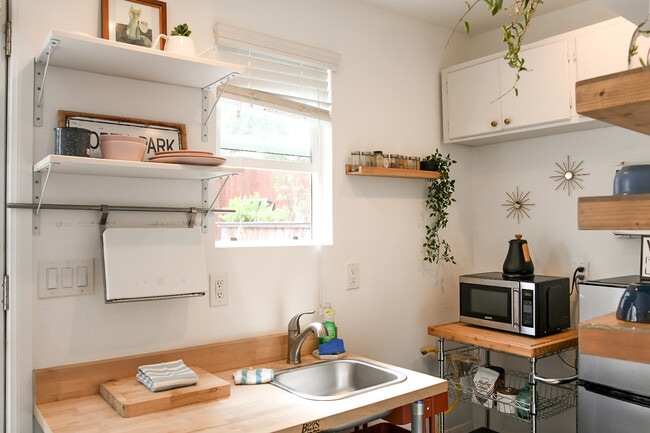 Building Photo - 3254 Upas St