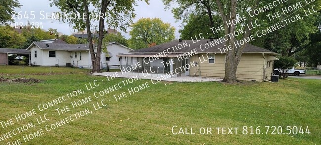 Building Photo - 2645 Seminole Dr