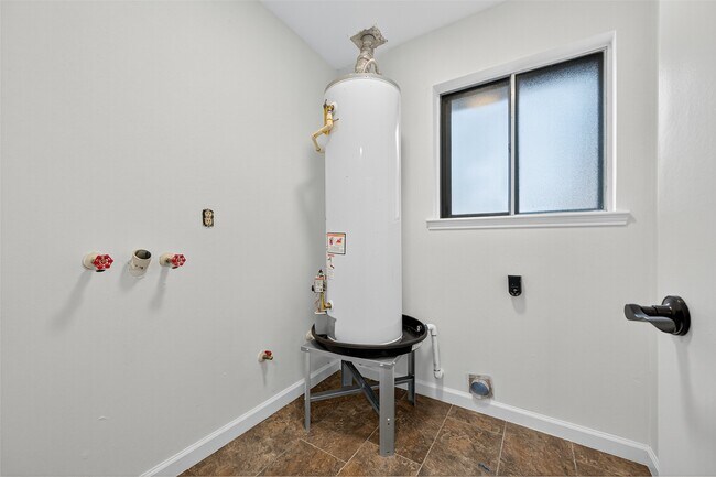 Building Photo - 17418 Largs Cir