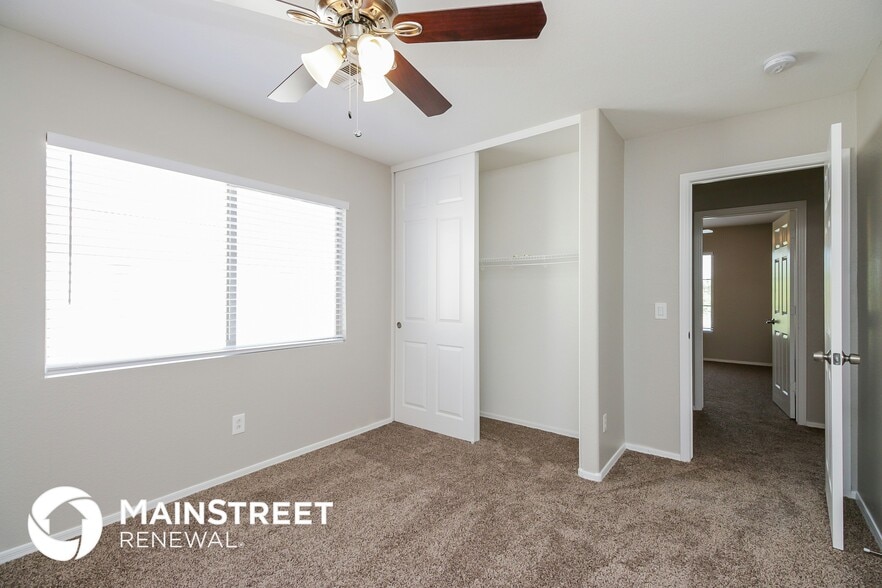 Building Photo - 8341 W Hughes Dr