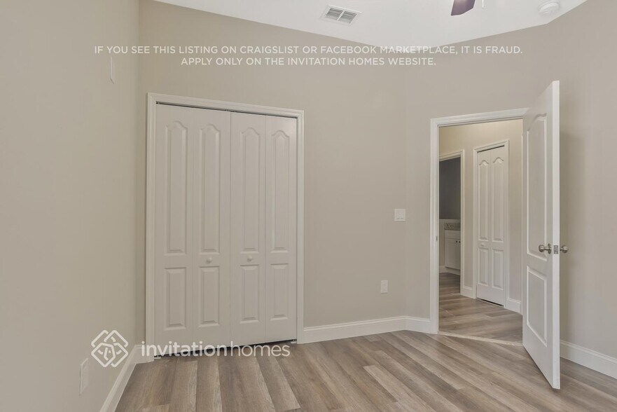 Building Photo - 7945 Riffle Ln