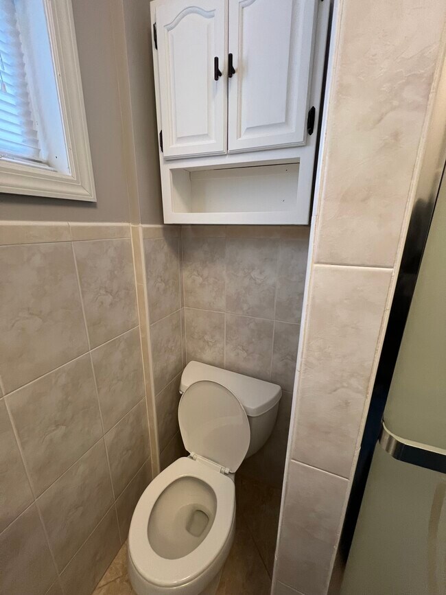 Bathroom - 112 Overlook St