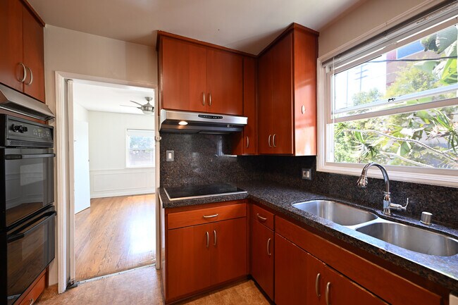 Building Photo - 11063 Ohio Ave